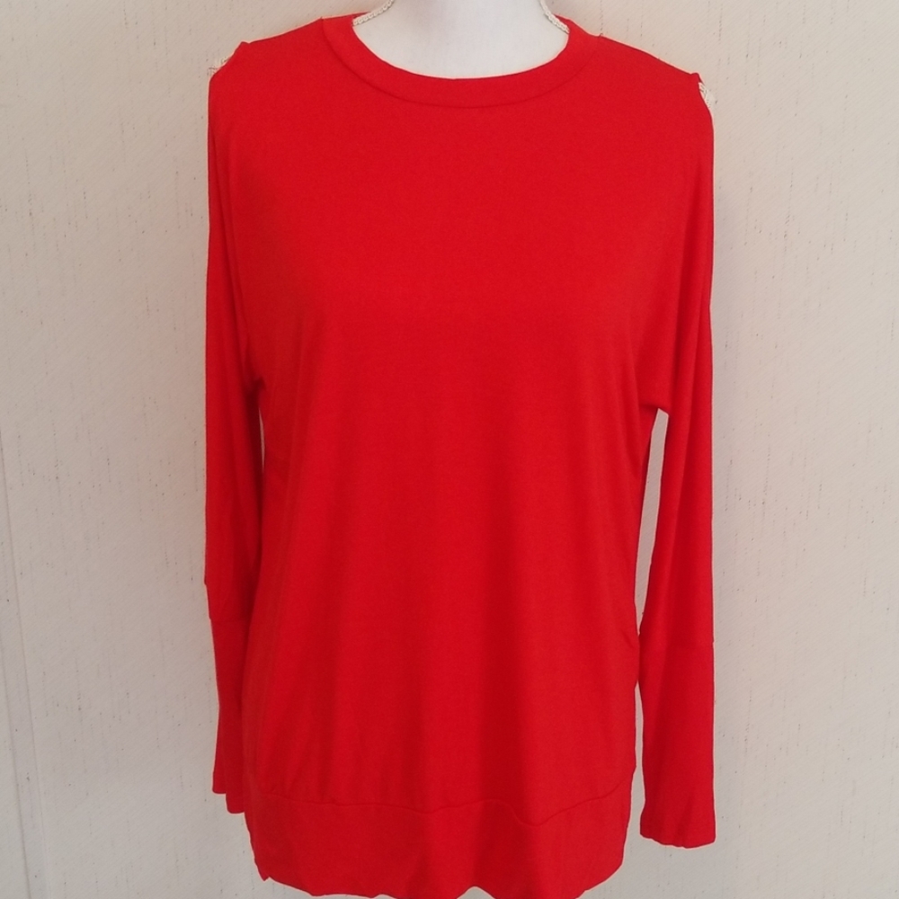 A20 - Leo Rosi womens Cold Shoulder Miranda top